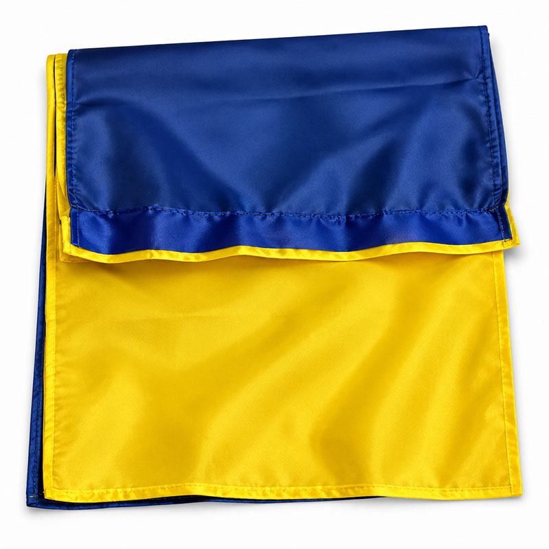 Ручні, настільні, настінні та фасадні прапори України з різними типами кріплення